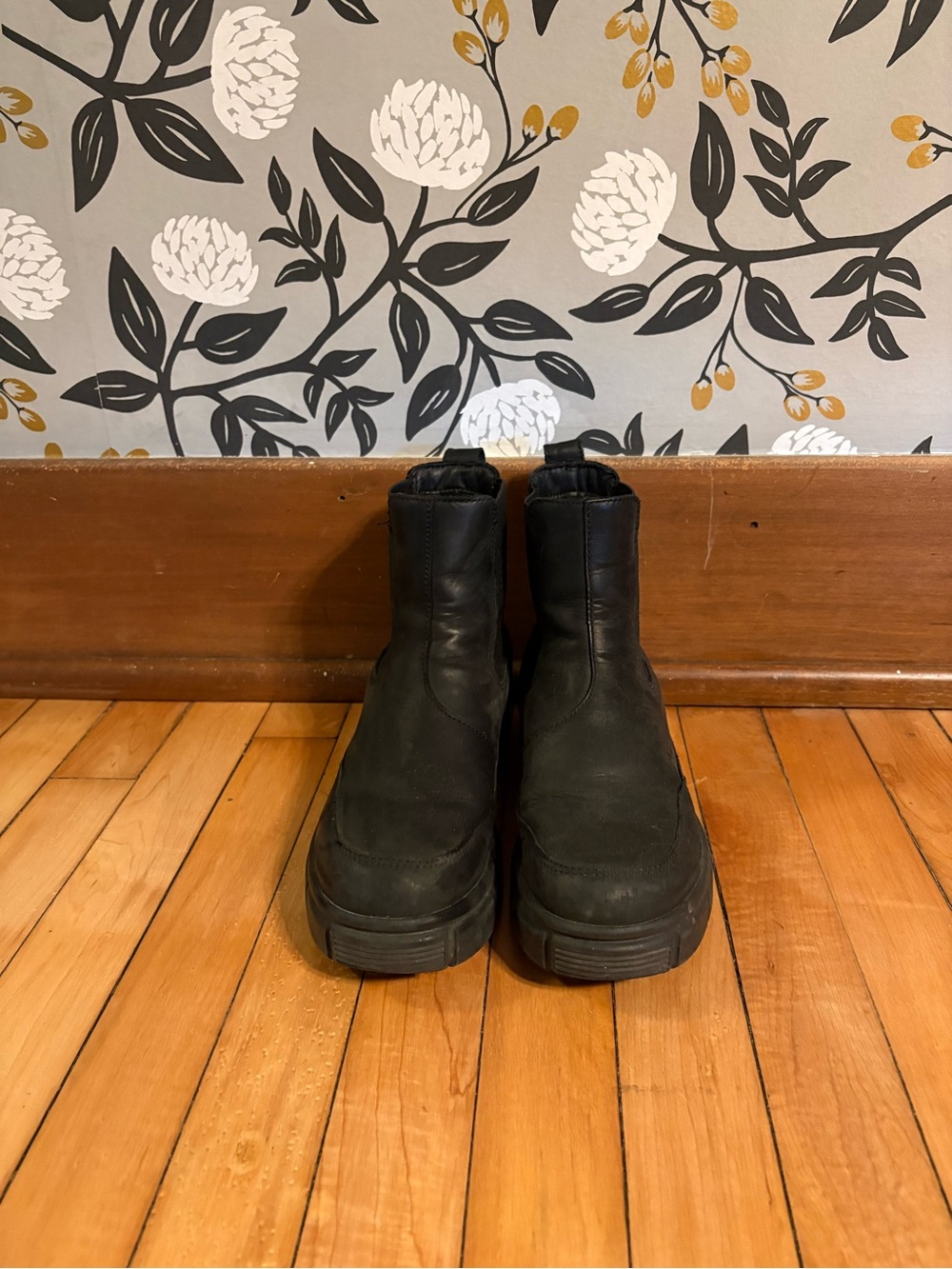 Sorel Women’s Black Chelsea Boots